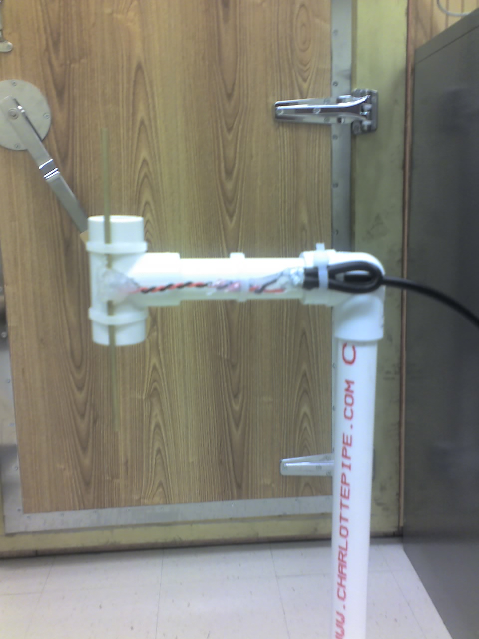 Close-up of the Designed Half-Wave Dipole Antenna.
